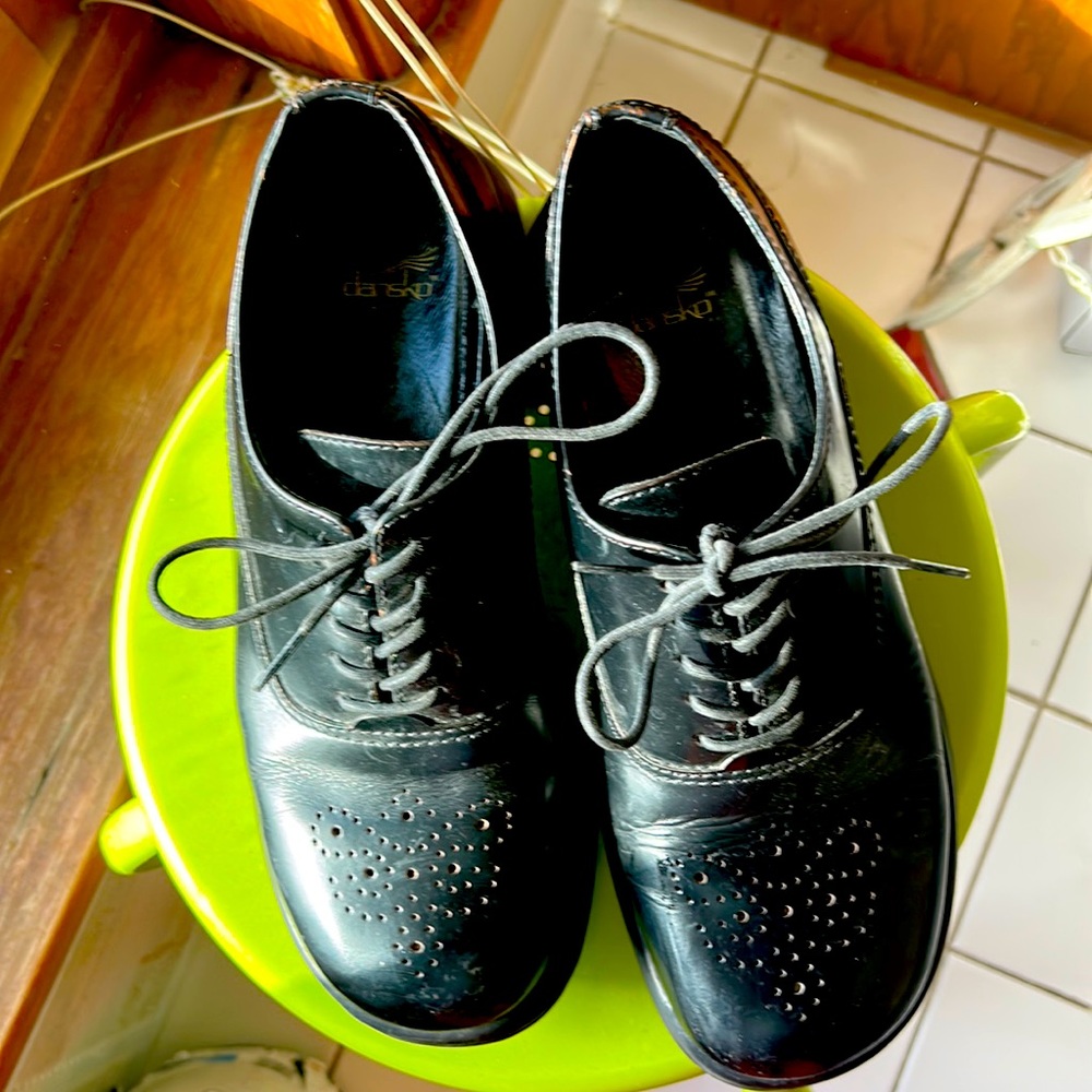 Dansko | Women's Jazz Black Leather Cabrio Platform Oxford Shoes 40